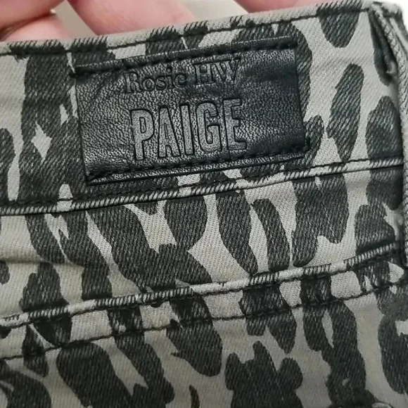 {PAIGE} X Rosie Poppy Leopard Slim Crop Flare Jeans Collaboration Collec… - Picture 10 of 16
